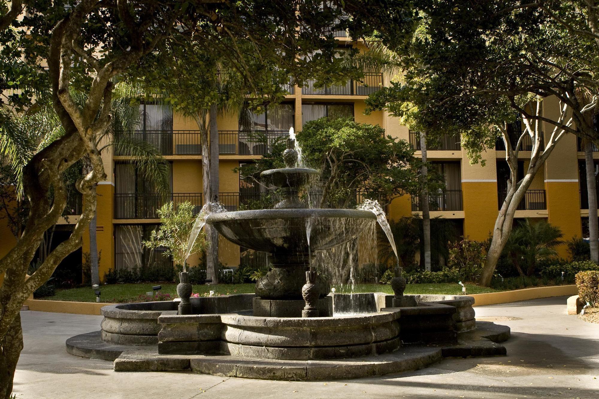 Courtyard By Marriott Bradenton Sarasota/Riverfront المظهر الخارجي الصورة
